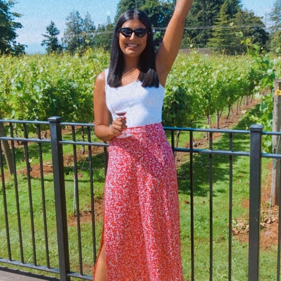 Meet your Posher, Kelly - Picture 2 of 6